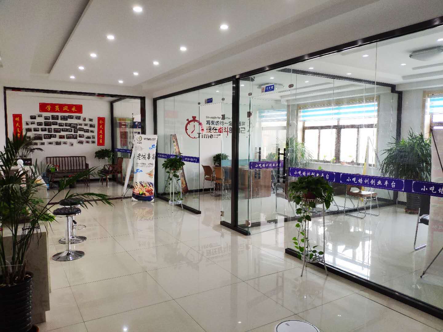 李敬宇20分吴轲23分 约什致命封盖四川险胜山东“xc sports”(图1) xc体育