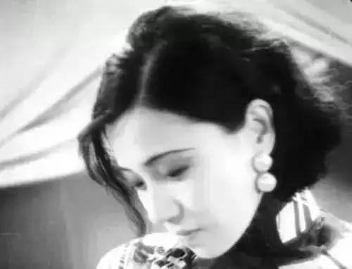 xc体育_刘晓宇赴美康复医治 晒照调侃:LA风云之三足鼎立(图1) xc sports